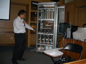 20060301-0000_c0002.jpg